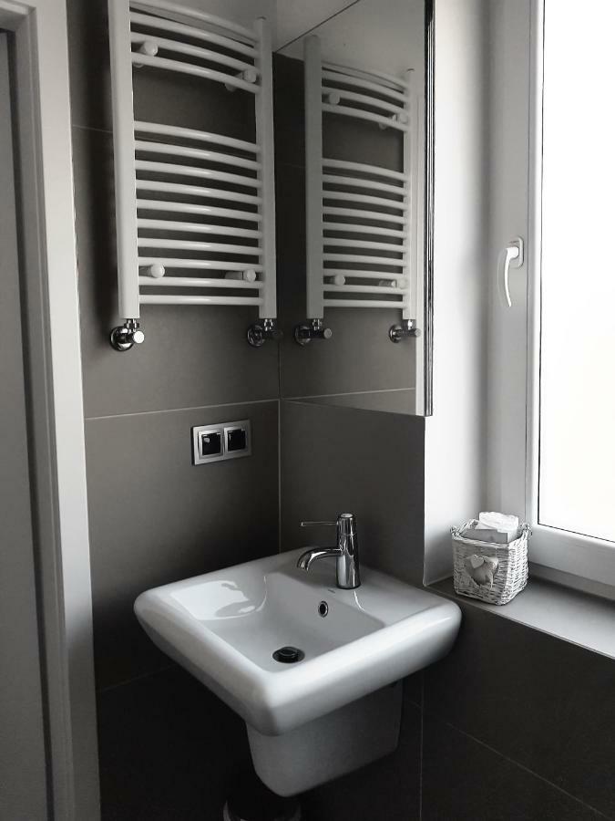 Nu Hotel Лодзь Екстер'єр фото